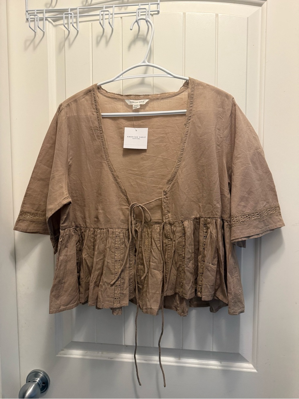 American Eagle top